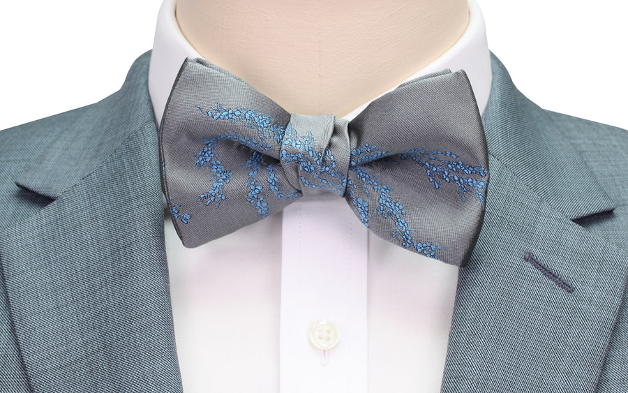 Mimi Fong Seaweed Bow Tie in Grey